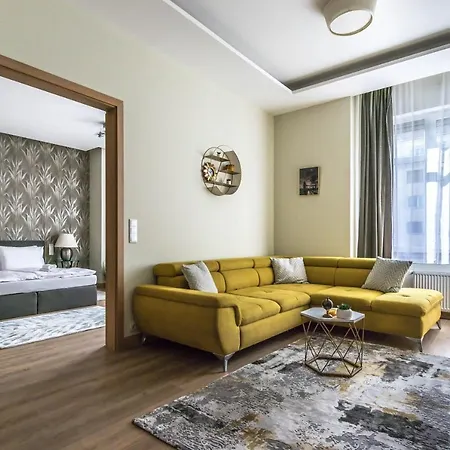 Assea Superior Downtown *